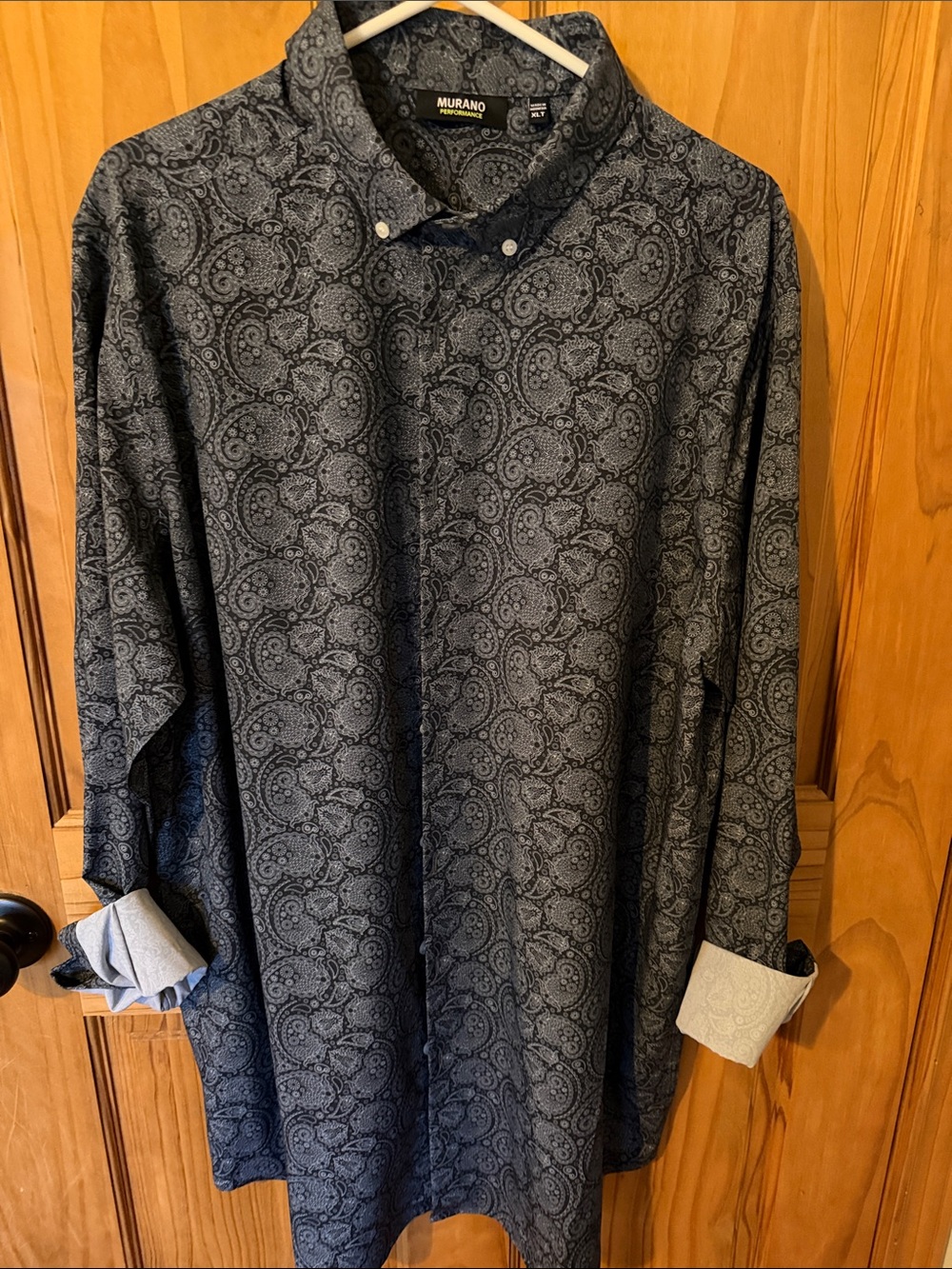Murano Men's Black Paisley Button-Down Long Sleeve Shirt